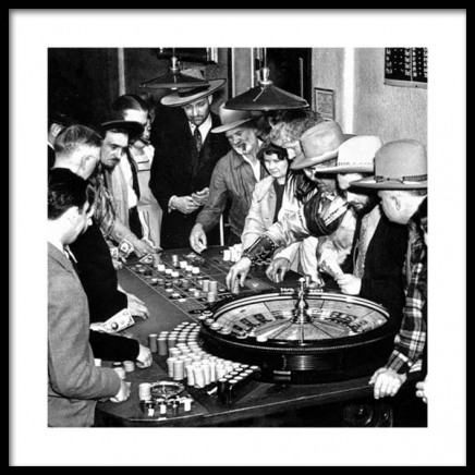 Wooing Lady Luck Poster in the group Posters & Prints / Black & white at Desenio AB (11681)