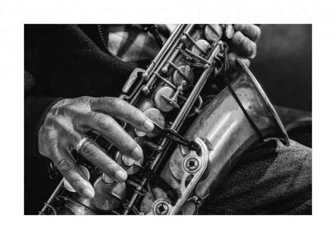 Saxophone Poster / Black & white at Desenio AB (10718)