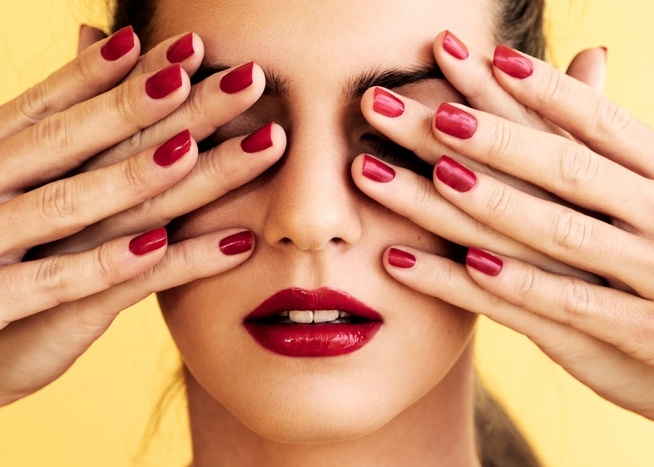 Red Nails Poster / Photography at Desenio AB (12773)