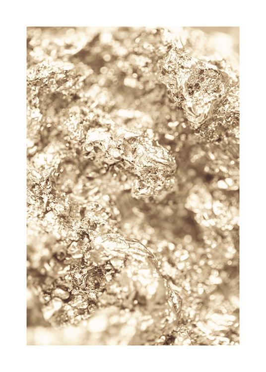  – Photograph with close up of textured gold with crinkles