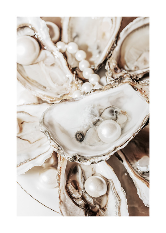 – A romantic photograph of oysters and pearls in a beige tone, perfect in the bedroom or living room