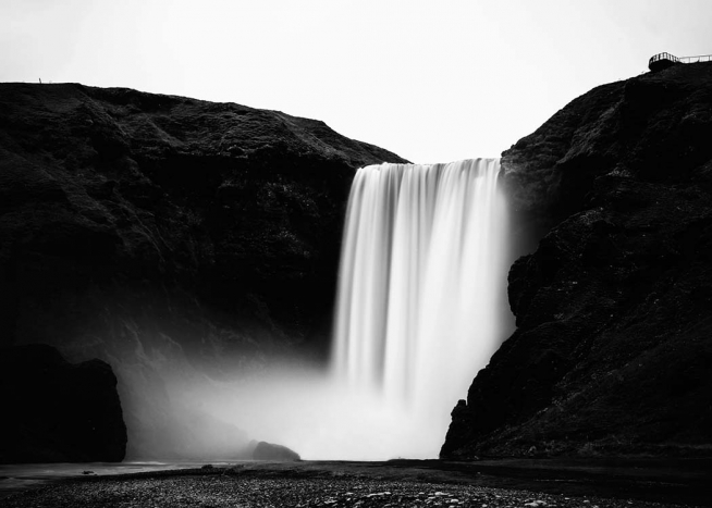 Skógafoss Waterfall Poster / Black & white at Desenio AB (2561)