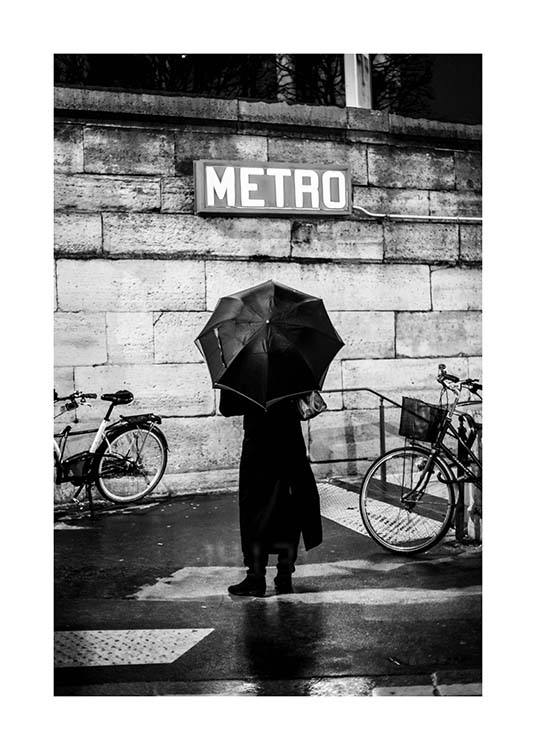 Lady At Metro Poster / Black & white at Desenio AB (3430)