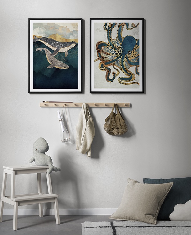 Underwater graphical illustrations